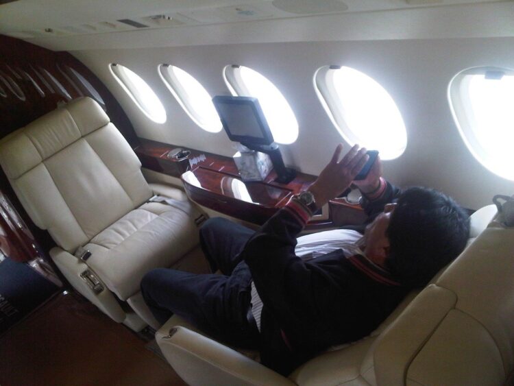 Morales califica de ‘gasto innecesario’ el avión presidencial que compró en 2010