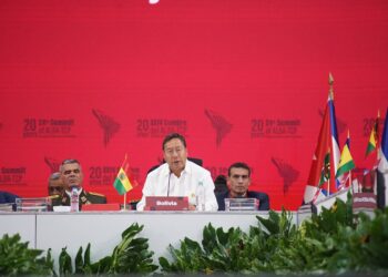 Arce denuncia en el ALBA ataques de la derecha y la nueva en sus cuatro años de gestión