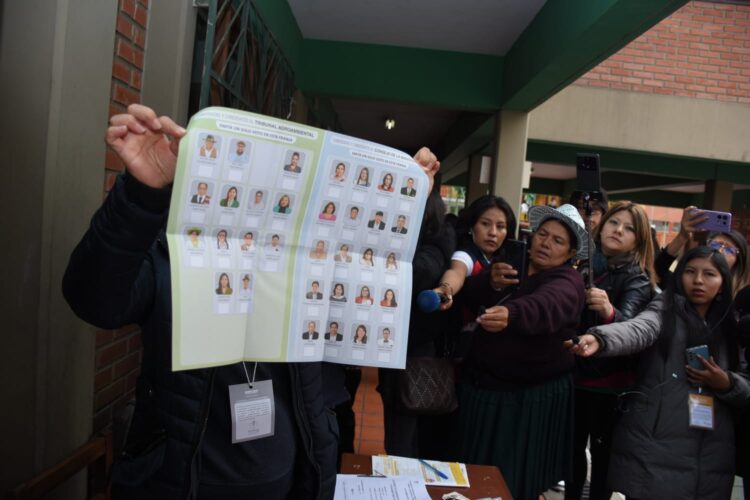 votación