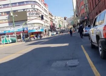 Funcionario no vidente de la Alcaldía fallece tras caer en una cámara abierta