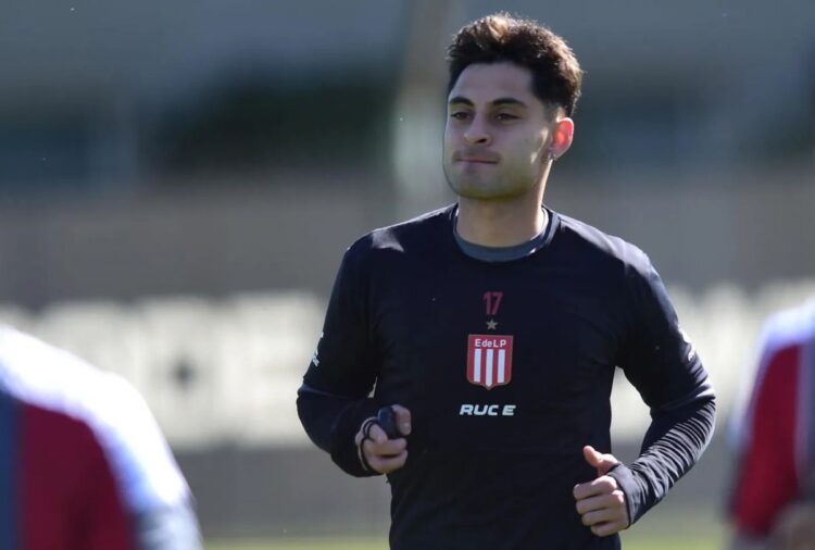 Chileno Altamirano vuelve a jugar en Argentina tras sufrir trombosis