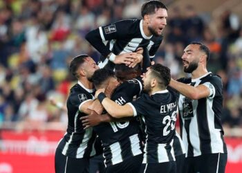 Mónaco cae en casa con Angers y PSG podría seguir escapándose