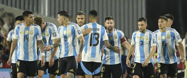 Argentina apunta a Paraguay para acercarse al Mundial, Brasil entonado pero con bajas
