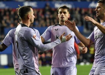 Athletic se asienta en puestos de Champions tras remontar ante Osasuna