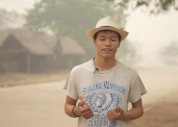 Jóvenes relatan en un microdocumental sus vivencias durante incendios forestales.