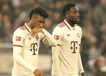 Davies y Coman, bajas en el Bayern Múnich por lesiones musculares