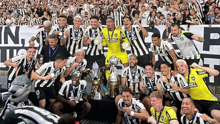 Tras la Libertadores, Botafogo gana su primera liga de Brasil en casi treinta años