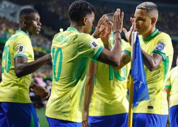 Brasil gana y respira, pero no disipa las dudas sobre su juego