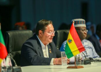 Bolivia recibió una invitación formal para adherirse a los BRICS, informa Arce