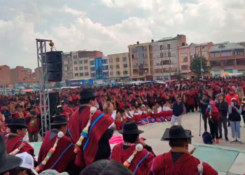 Campesinos anuncian bloqueos desde el 16 y piden renuncia de Arce y Choquehuanca