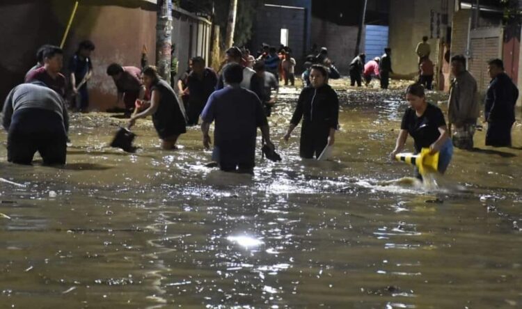 Defensa Civil inicia limpieza en Colcapirhua tras desborde de río