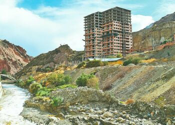 Una de las obras inconclusas de Las Loritas.