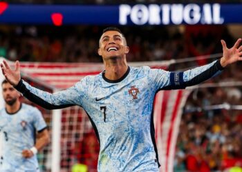 Portugal gana 2-1 a Croacia, Cristiano Ronaldo marca su gol 900