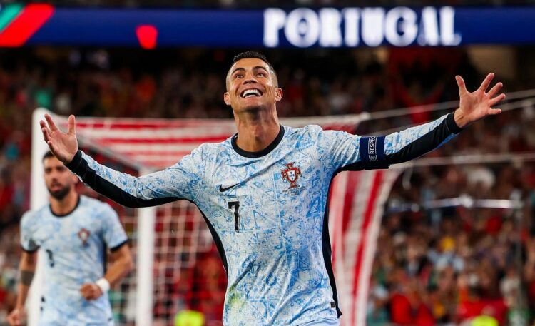 Portugal gana 2-1 a Croacia, Cristiano Ronaldo marca su gol 900