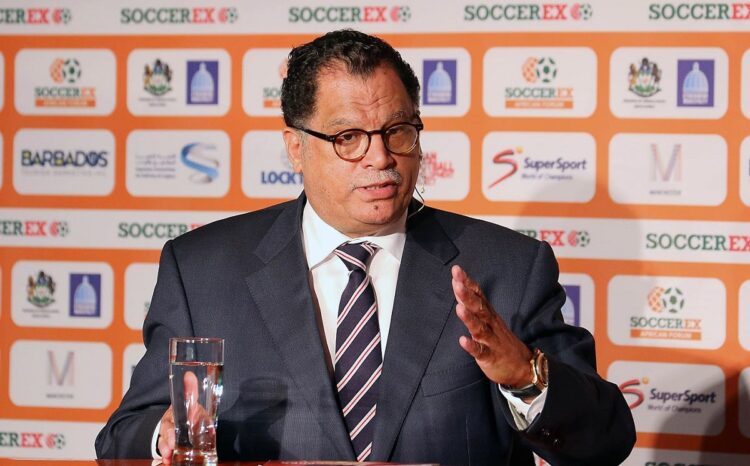 El presidente de la Federación Sudafricana de Fútbol es arrestado por fraude