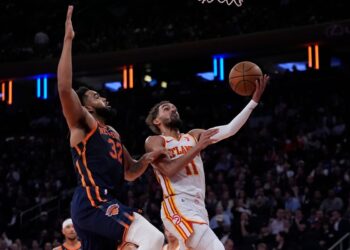 Los Hawks remontan ante los Knicks y alcanzan las semifinales de la Copa de la NBA