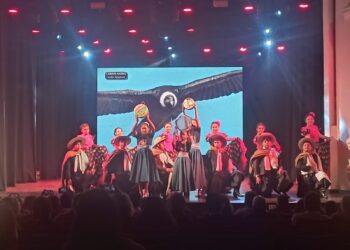 El ballet de la Escuela Municipal de Artes de El Alto brilló en Argentina.