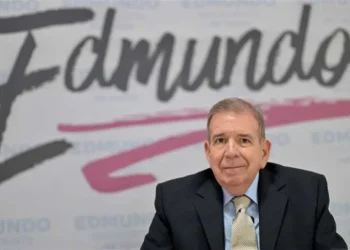 Edmundo González está asilado en España