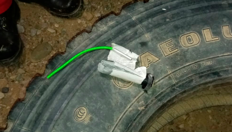 La Policía halla explosivos y ‘campo minado’ en Parotani, punto del bloqueo evista