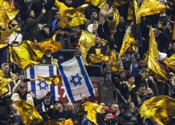 Petición de ocho meses de prisión por violencia contra aficionados israelíes