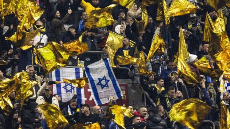 Petición de ocho meses de prisión por violencia contra aficionados israelíes