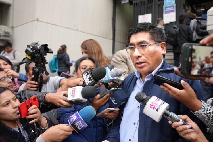 Ministro Huanca: Industrias aceiteras ‘quedaron en evidencia’, no abastecían el mercado