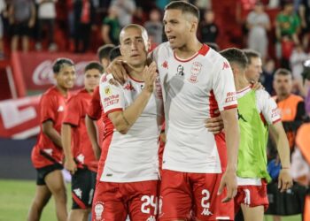 Huracán vence a Independiente y regresa a la cima de la Liga argentina