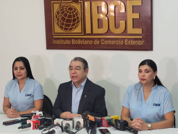 IBCE conmina a aunar esfuerzos entre el Gobierno y el sector privado para mejorar la economía
