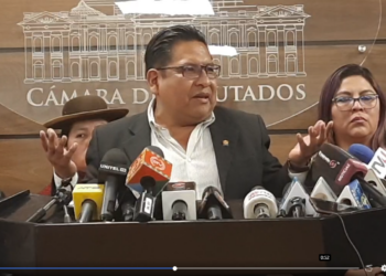 Jauregui dice que proyecto de ley de escaños debe ser reactivado por algún diputado o el TSE