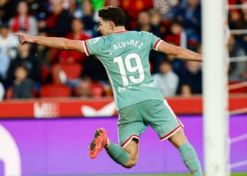 Julián Álvarez lanza al Atlético al podio de la Liga con gol en Mallorca (1-0)