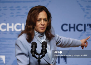 kamala_latinos