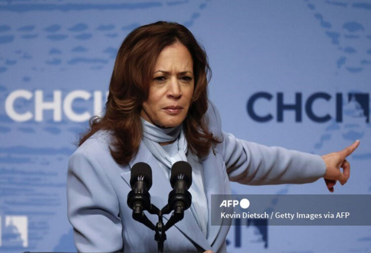 kamala_latinos