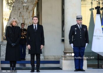 macron.jpg