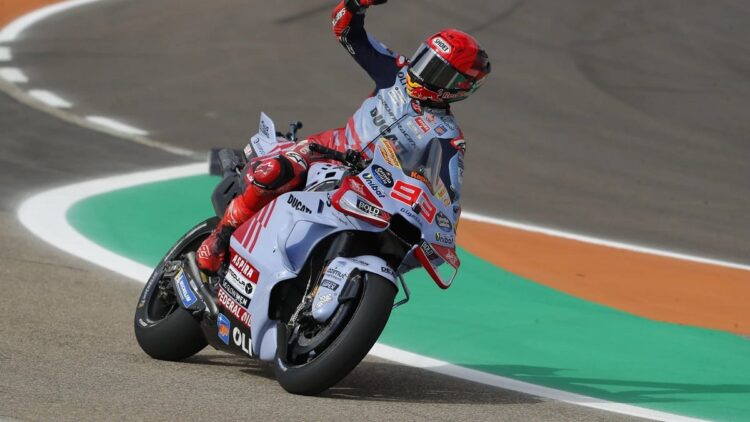 Marc Márquez vuelve a ganar tras casi tres años y aspira a todo en 2025