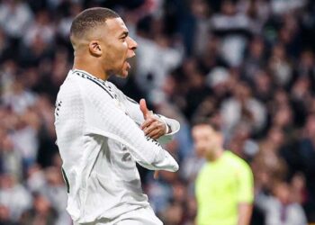 Mbappé resurge antes de Navidad: de tocar fondo al golazo al Sevilla