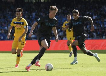 Napoli e Inter, pulso estelar con el liderato en juego