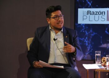 Omar Yujra es elegido presidente de Diputados en polémica y bochornosa sesión