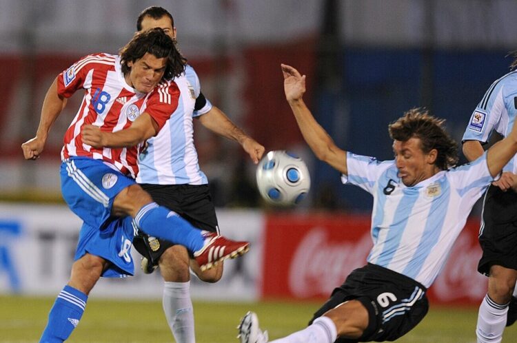 Paraguay quiere bajar a Argentina de su pedestal
