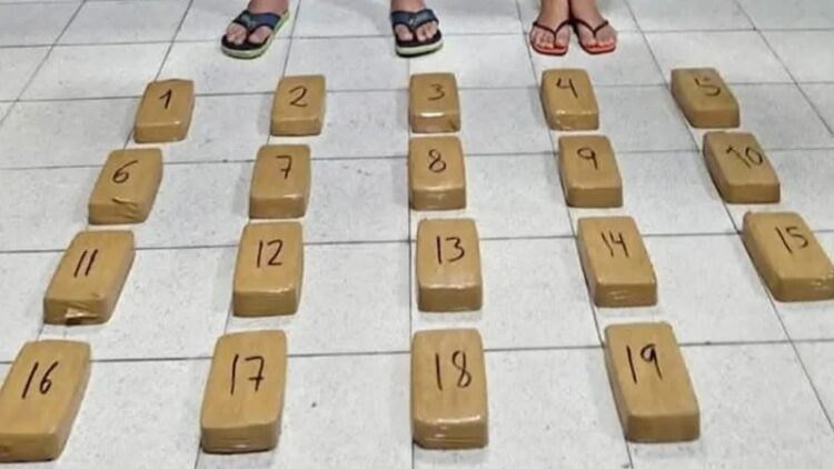 Abogado denuncia la ‘desaparición’ de 39 paquetes de cocaína incautados en Santa Cruz