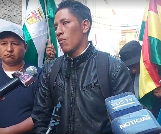 Prestatarios inician huelga de hambre en pedido de periodo de gracia