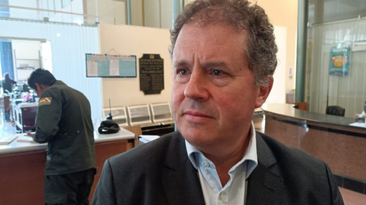Miguel Roca afirma que la fuerza liberal en formación eliminará la Aduana Nacional