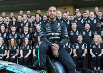 Hamilton celebra su ‘histórico’ paso por Mercedes antes del ‘fin de una era’