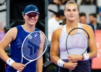 Entre Sabalenka y Swiatek, el trono de la WTA se decide en Riad