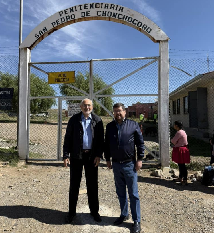 Mesa y Doria Medina visitan a Camacho: la unidad opositora es el regalo para el país