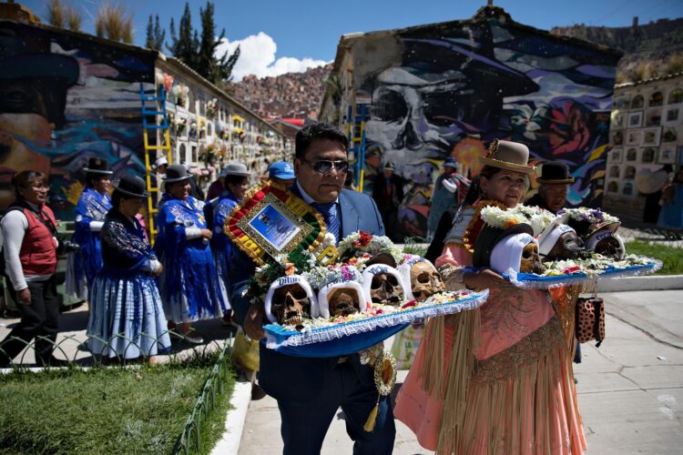 La fiesta de Las Ñatitas se celebra el 8 de noviembre.