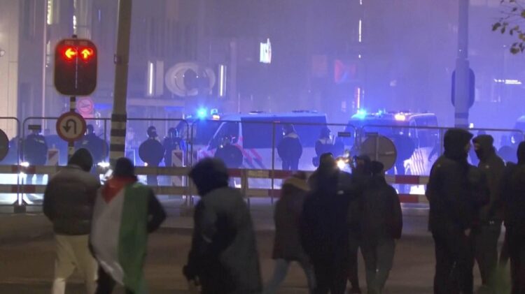 Tribunal de Ámsterdam condena a cinco personas por violencia contra hinchas israelíes