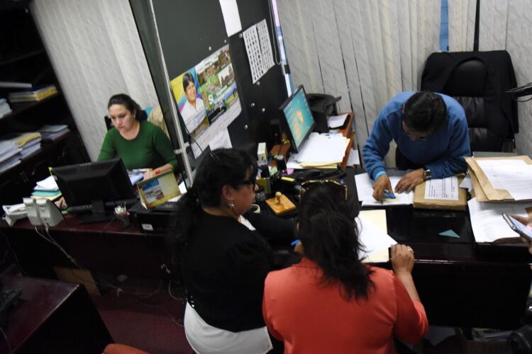 El Ministerio de Trabajo dispuso horario continuo para el 24 y 31 de diciembre.