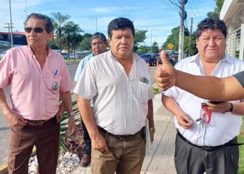 El transporte público de Santa Cruz opera al 30% por falta de combustible