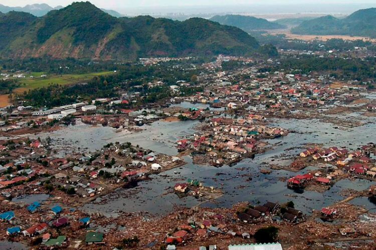 tsunami.jpg