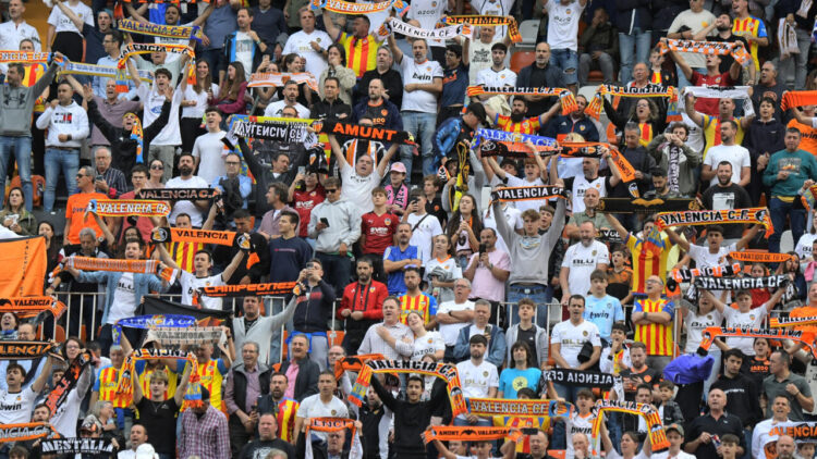 Valencia pide el aplazamiento de su partido contra el Espanyol por las inundaciones